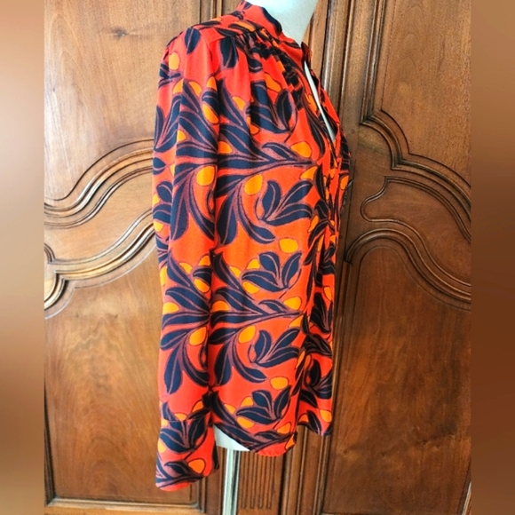 EUC-Beautiful Ann Taylor Fall Blouse!!🍁🤠🦃 - Picture 2 of 8